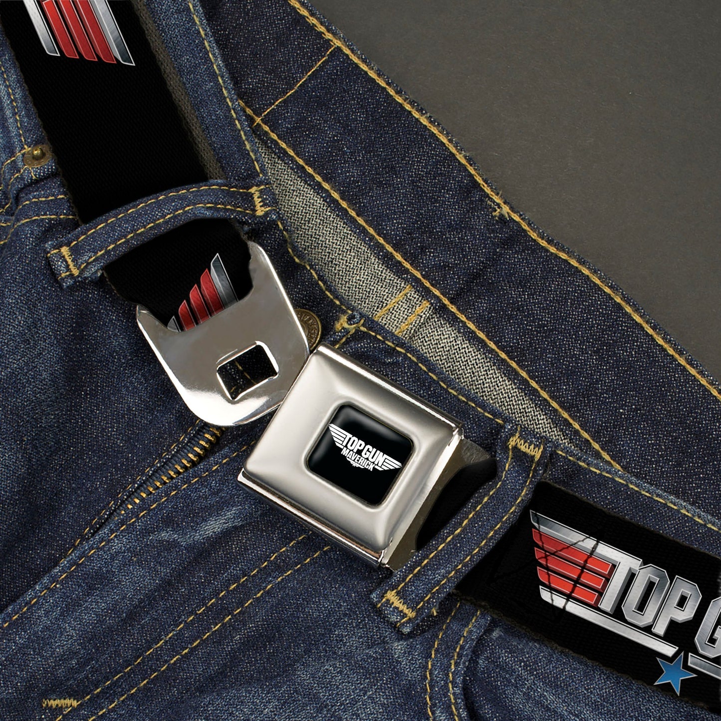 TOP GUN Title Logo Full Color Black/White Seatbelt Belt - TOP GUN Title Logo Black/Silver/Red/Blue Webbing